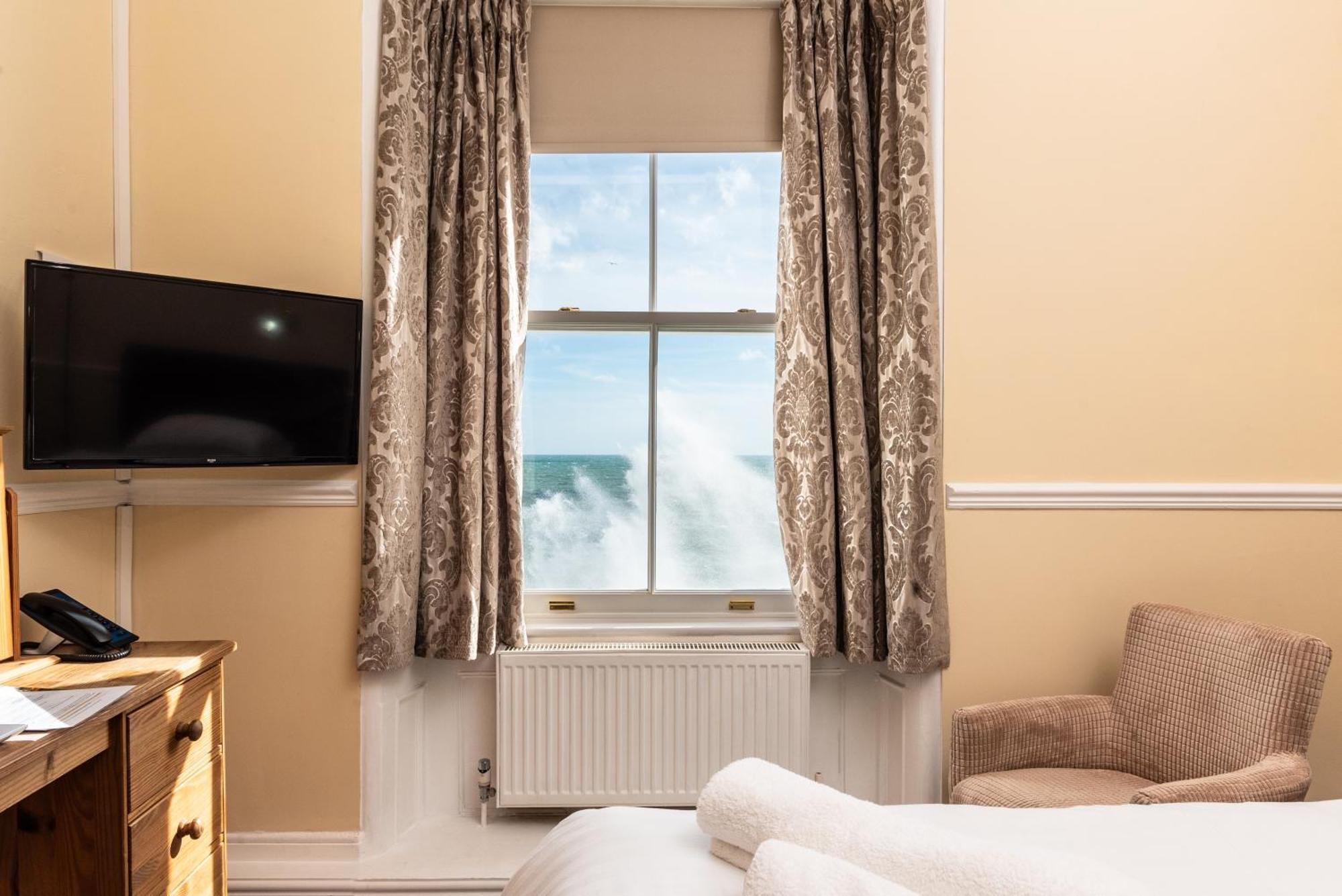 The Queens Hotel Penzance Extérieur photo